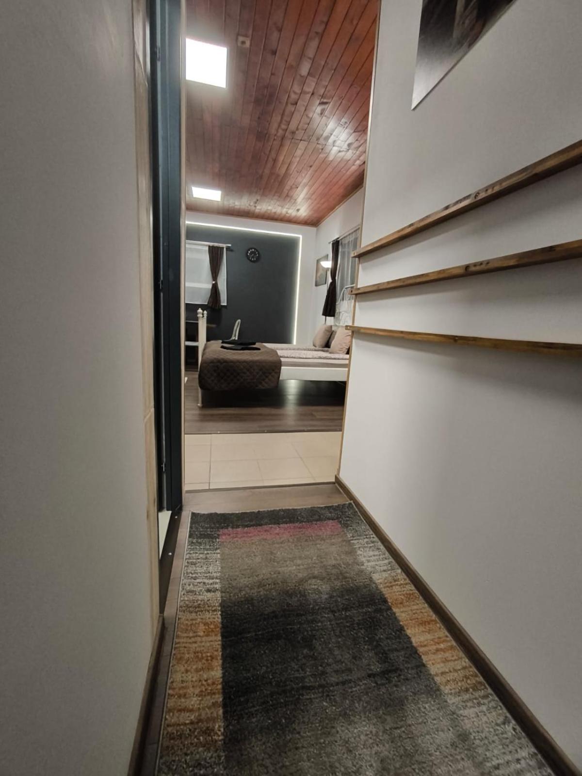 מיירקורה-צ'וק Morrison Apartments מראה חיצוני תמונה
